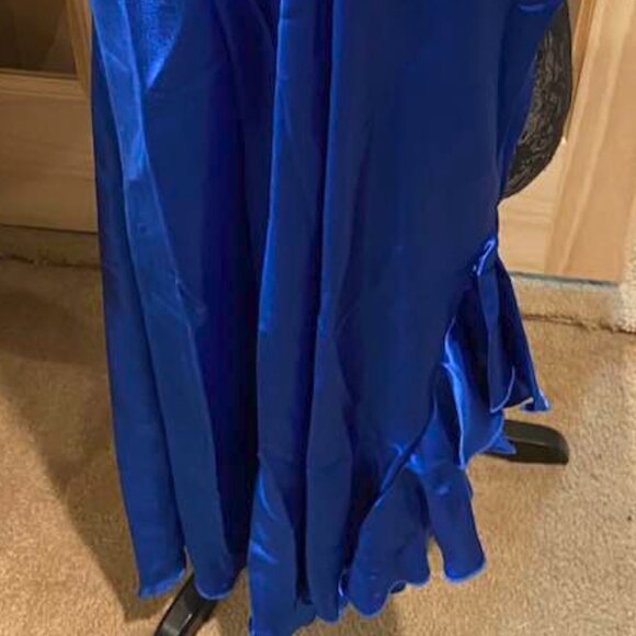 Vintage Lady Cameo Royal Blue Chemise / Nightgown, M - Picture 2 of 4